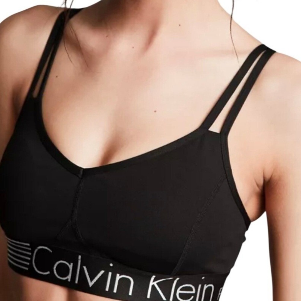 Calvin Klein Performance Gray Seamless Double Strap Crisscross Sports Bra Logo